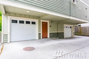 1312 N 95th St, Seattle, WA 98103