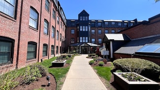 21 Linden St Unit 133, Quincy, MA 02170