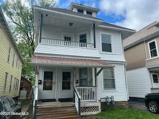423 Division St, Schenectady, NY 12304