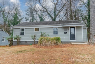 901 Yellowstone Dr, Charlotte, NC 28208