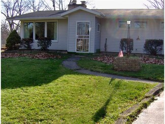 17405 Mock Rd, Berlin Center, OH 44401