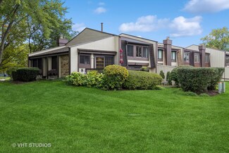 108 Cascade Dr, Indian Head Park, IL 60525