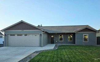 417 Linden Dr, Lewiston, ID 83501