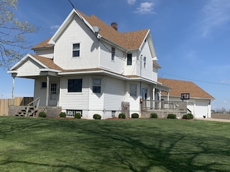 17914 2400 East St, Princeton, IL 61356