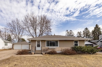 6950 Clayton Ave, Inver Grove Heights, MN 55076