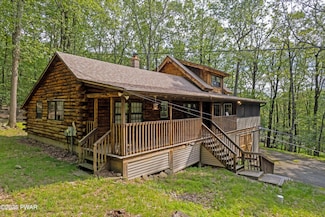 105 Alta Ln, Tafton, PA 18464
