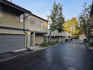 554 N Orange Grove Blvd Unit 48, Pasadena, CA 91103