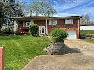 5209 Cross Dr, Charleston, WV 25313