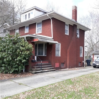 654 Kinsman St NW, Warren, OH 44483