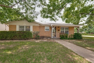 2002 Winthrop St, Irving, TX 75061