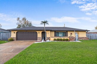 347 Montgomery Ave, Sarasota, FL 34243