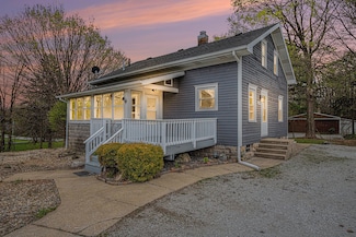 7967 E Emery Rd, New Carlisle, IN 46552