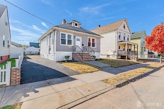 103 Lincoln Ave, Carteret, NJ 07008