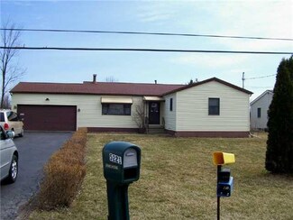 5221 Sweet Home Rd, Niagara Falls, NY 14305