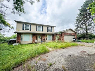 7950 Pinckney Rd, Pinckney, MI 48169