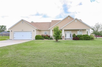 392 SE 981, Knob Noster, MO 65336