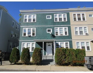 91 Mora St, Dorchester Center, MA 02124