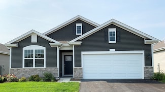 870 Mesa Ln, Pingree Grove, IL 60140