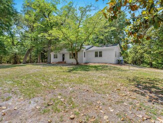 153 Pine Tree Ln, Myrtle Beach, SC 29572