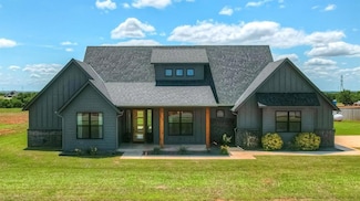2541 Two Socks Run, Guthrie, OK 73044