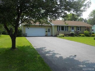 9 Thompson Dr, Corfu, NY 14036