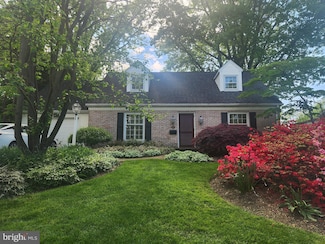 255 N Jackson St, Strasburg, PA 17579