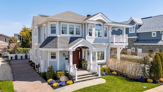 165 71st St, Avalon, NJ 08202