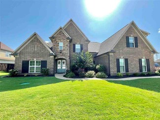 458 Sterling Ridge Dr, Atoka, TN 38004