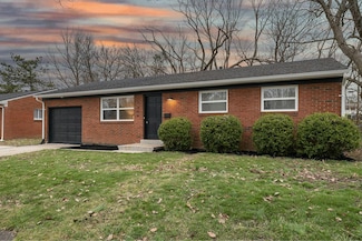 1209 Venetian Cir, Lexington, KY 40517