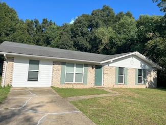 1207 Sunshine Dr, Crestview, FL 32539