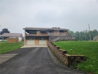 131 Maryland Ave, Vandergrift, PA 15690