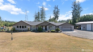 768 Rosy Dr, Castle Rock, WA 98611