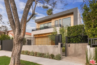 738 N Harper Ave, Los Angeles, CA 90046