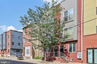 605 N 12th St Unit B, Philadelphia, PA 19123