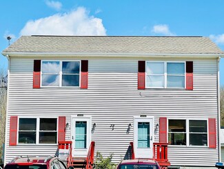39 Buzzell Dr, Winthrop, ME 04364