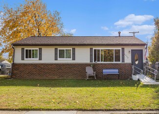 2328 Brooktree Ct, Ypsilanti, MI 48198
