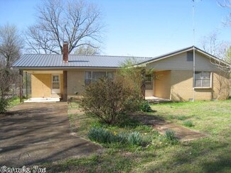 N Hail St, Williford, AR 72482