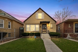 9024 S Jeffery Blvd, Chicago, IL 60617