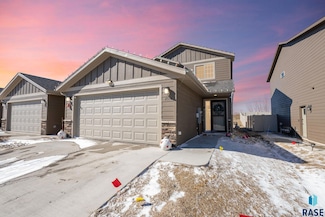 2554 E Meadowside Place, Sioux Falls, SD 57108