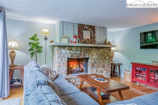 149 Slope View Rd Unit A3, Sugar Mountain, NC 28604