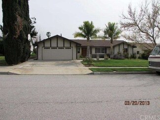 27433 Stratford St, Highland, CA 92346