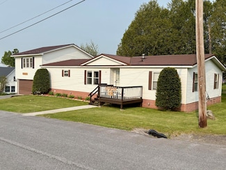 42 2nd St, Lyon Mountain, NY 12952