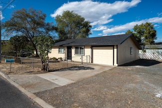 336 SW H St, Madras, OR 97741