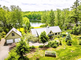 68 Poland Rd, Lincolnville, ME 04849