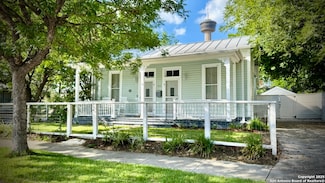 301 Barrera St, San Antonio, TX 78210