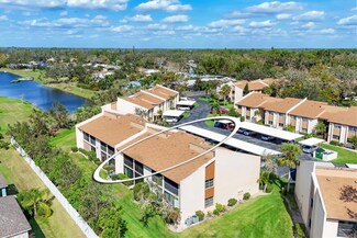 2446 Clubhouse Cir Unit 202, Sarasota, FL 34232