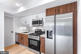 845 19th St NE Unit 4, Washington, DC 20002