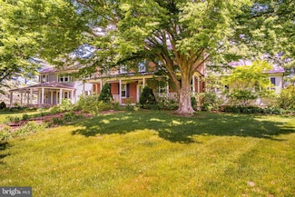 7 Finch Ct, Princeton Junction, NJ 08550
