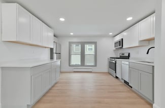 1812 River St Unit 2, Hyde Park, MA 02136