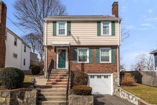 45 Upton St, Quincy, MA 02169